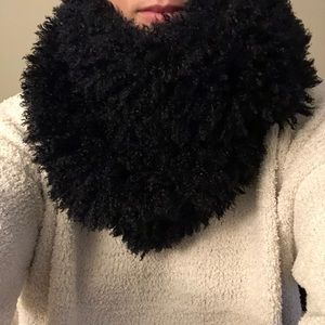 Fluffy infinite scarf